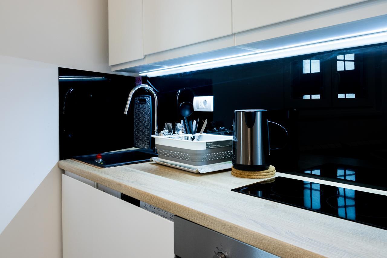 Comfortable & Lovely Apartment Belgrad Exteriör bild