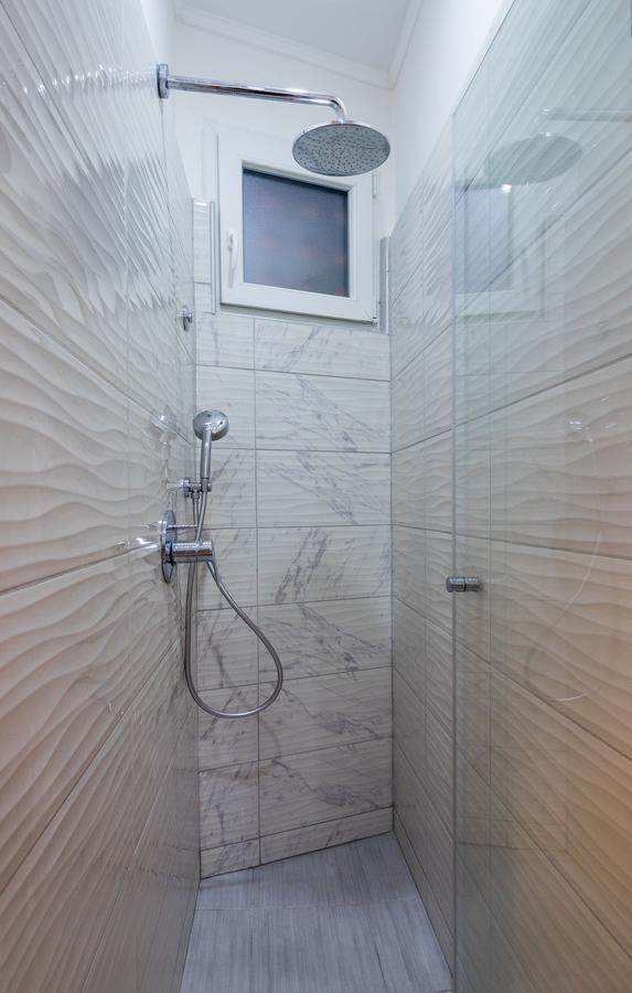 Comfortable & Lovely Apartment Belgrad Exteriör bild