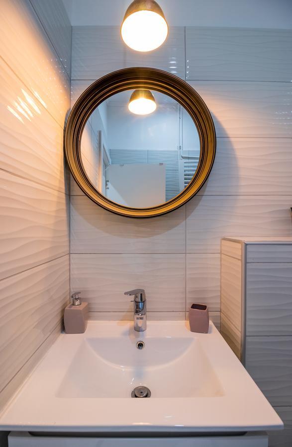 Comfortable & Lovely Apartment Belgrad Exteriör bild